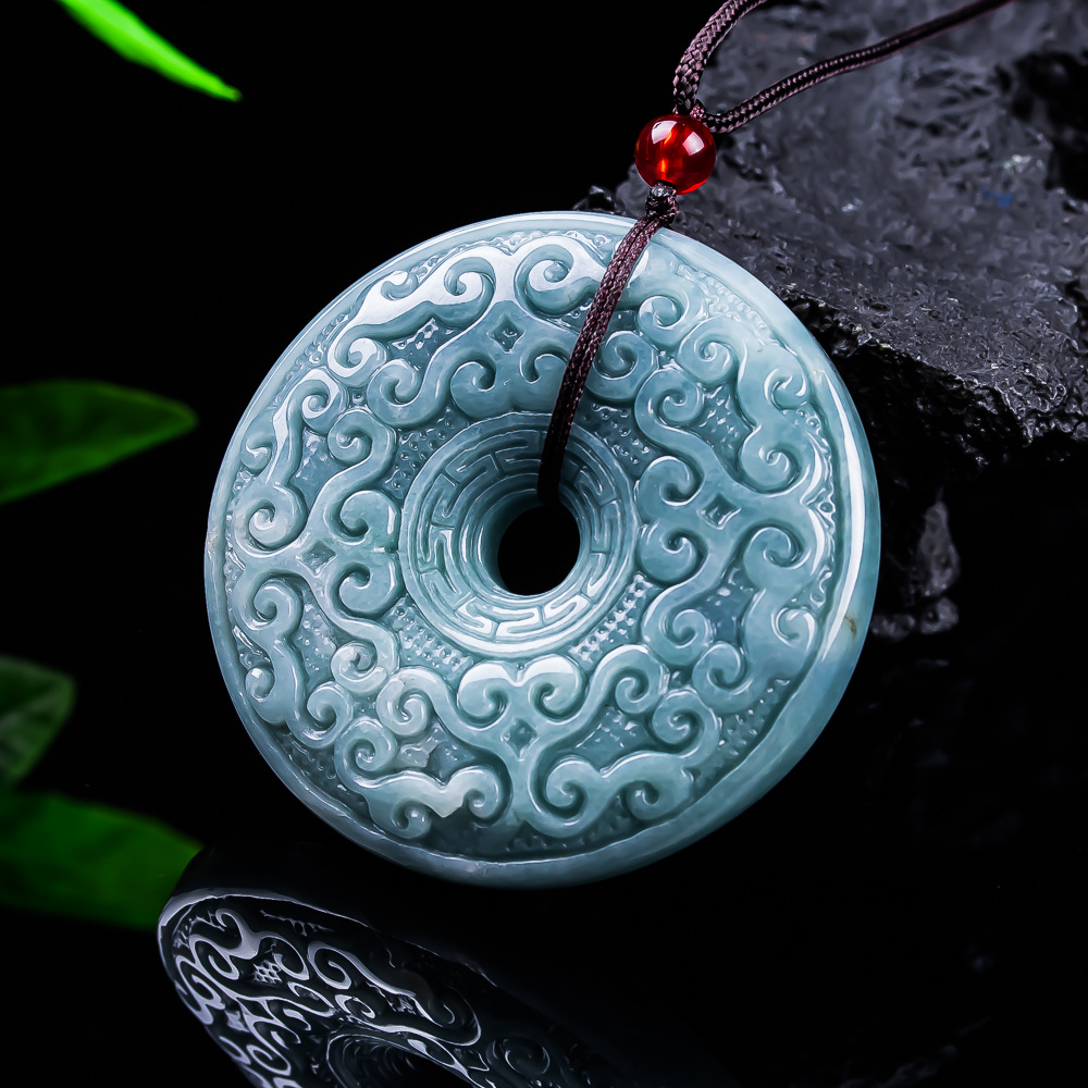 قلادة زهرة من اليشم البورمي ال - مراجعة The Jewelry & Watches وسعره