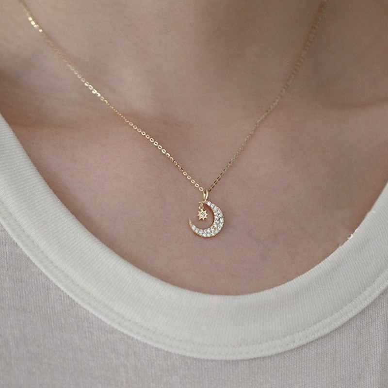 رائعة القمر ستار على شكل قلادة - مراجعة Crystal Choker Necklace وسعره