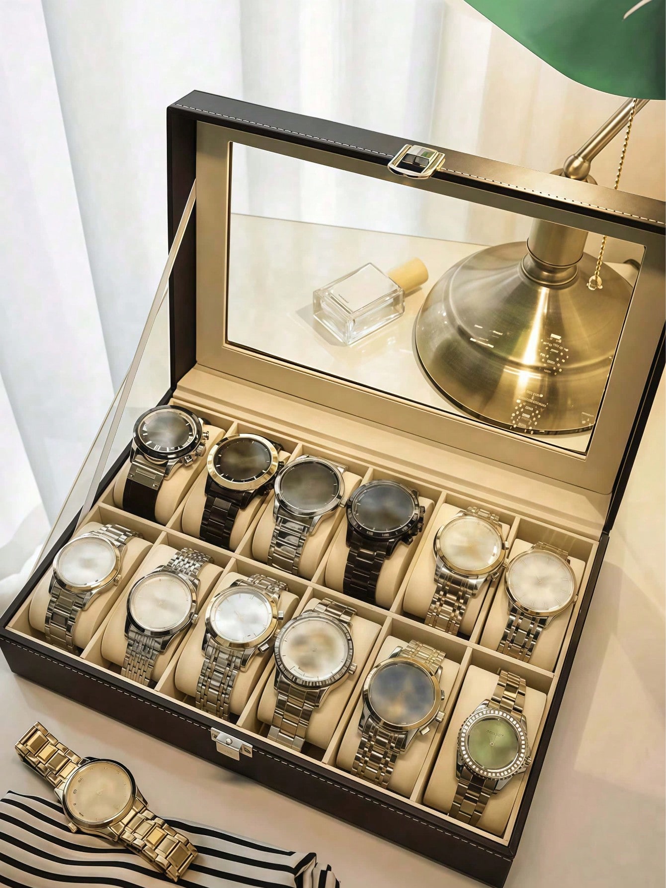 صندوق ساعات جلدي مع قفل، علبة  - مراجعة Jewelry Watches Box وسعره