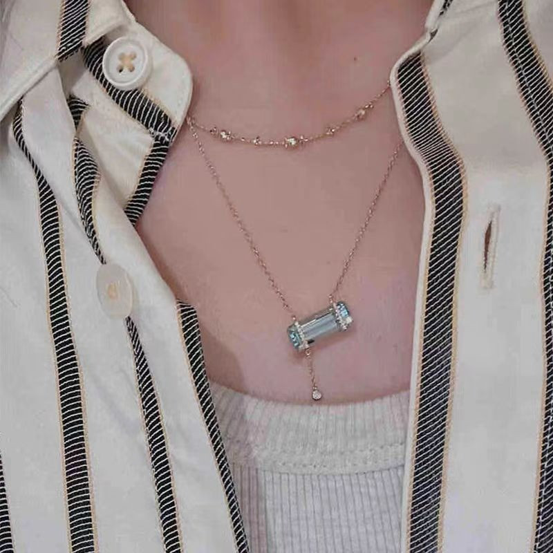 قلادة من الزركون الأزرق المائي - مراجعة Crystal Choker Necklace وسعره