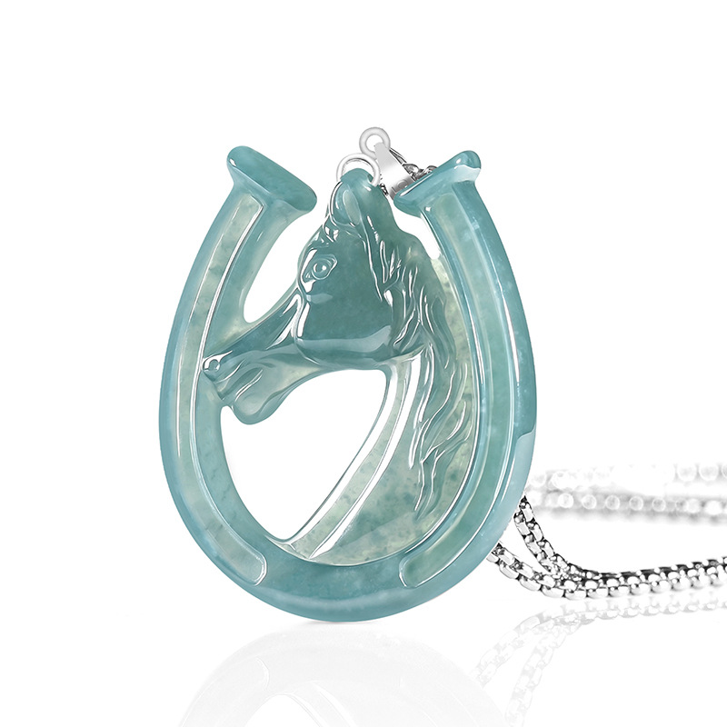 قلادة من الفضة S925 بحجر اليشم - مراجعة The Jewelry & Watches وسعره