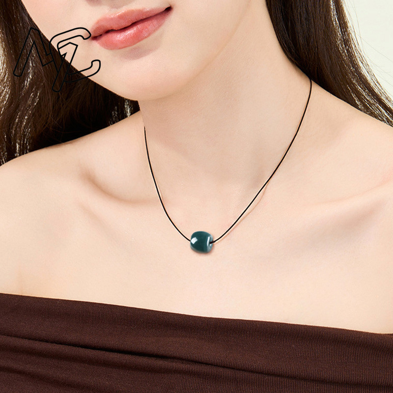 قلادة خرز من الزمرد الطبيعي ال - مراجعة The Jewelry & Watches وسعره